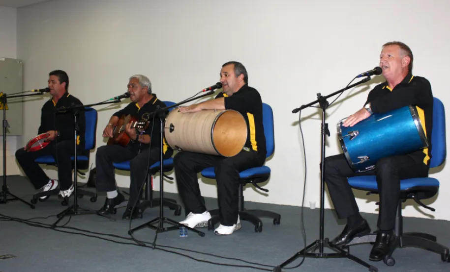 Apresentação da Banda Bandalheira