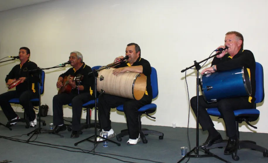 Apresentação da Banda Bandalheira