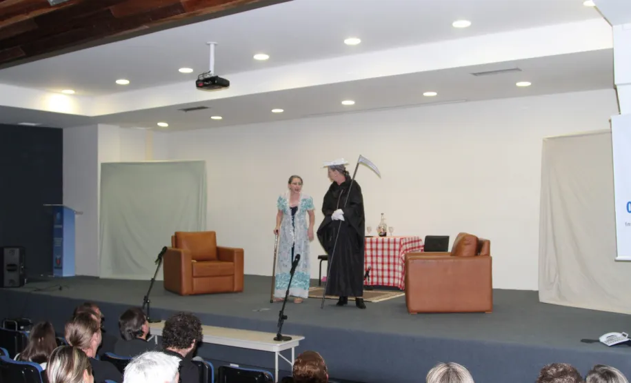 Teatro SIPAT 2013 "Três Malas, Um Destino". Tania Wolkmann, Solange Hidalgo, Gil Priandi e Pedro Colodi