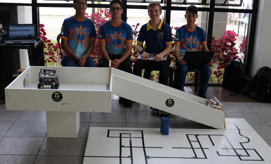 Celepar participa dos jogos de aventura e natureza