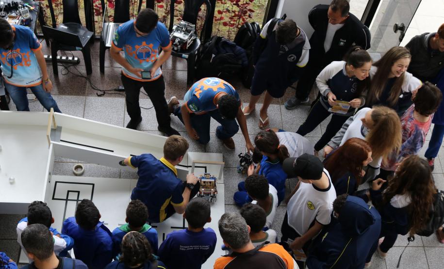 Celepar participa dos jogos de aventura e natureza