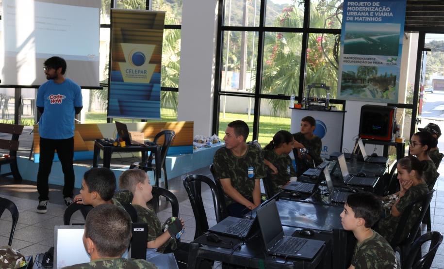 Celepar participa dos jogos de aventura e natureza