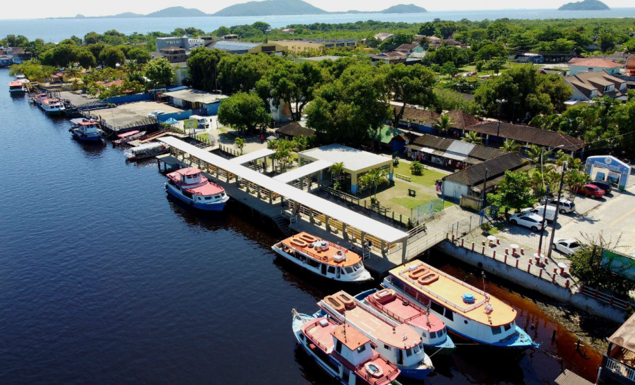 Terminal de embarque - Pontal do Sul