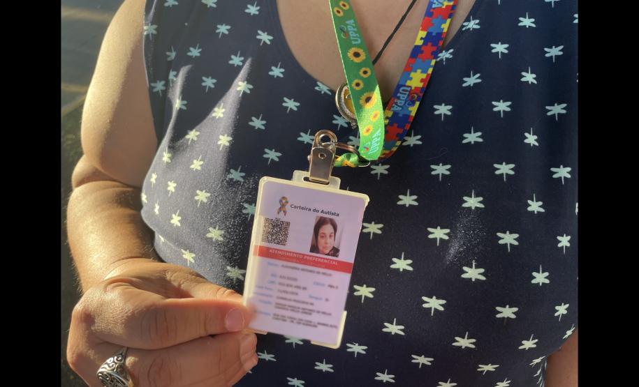 Iniciativa inclui e prioriza pessoas com TEA no acesso a serviços essenciais como saúde, educação e assistência social