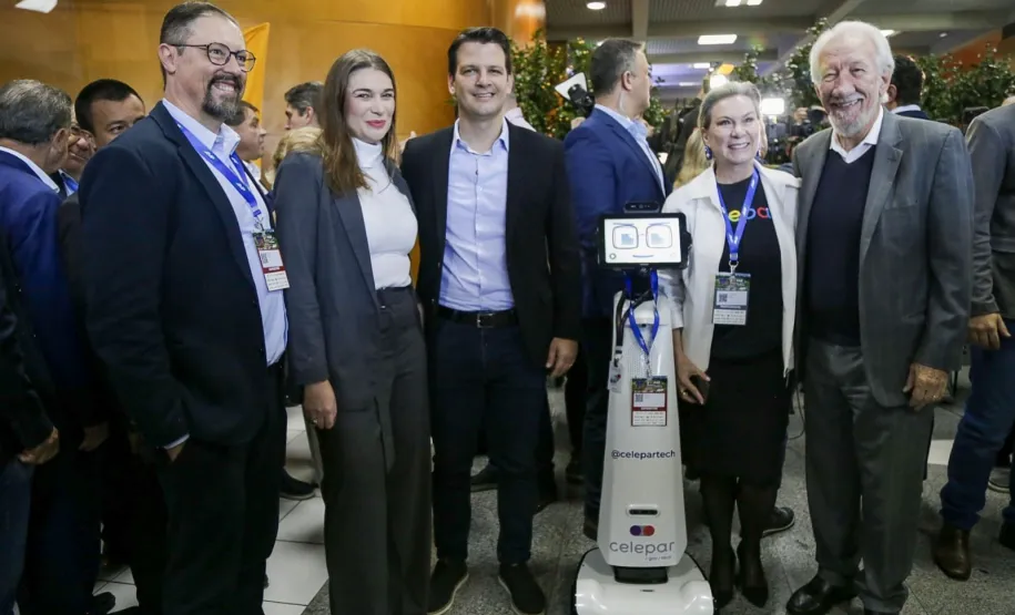 Celepar apresenta soluções para modernização dos municípios no EMUPAR 2025